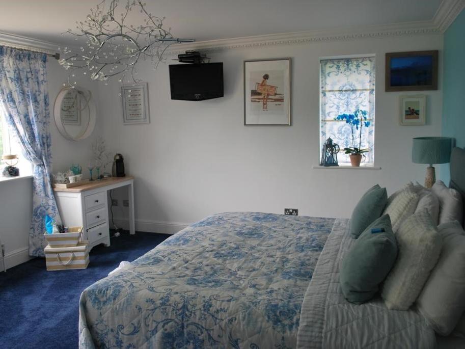 The Waters Edge Guest House Stratford-upon-Avon Exterior photo
