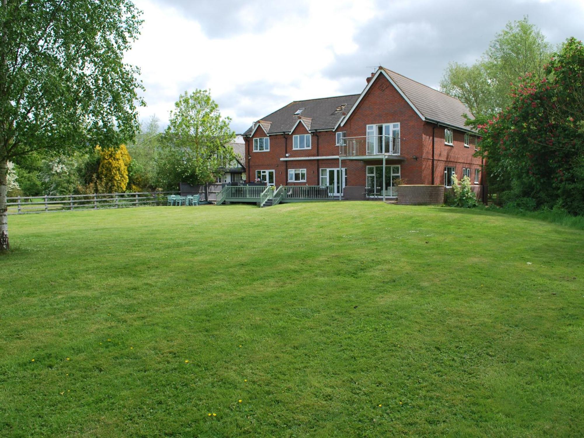The Waters Edge Guest House Stratford-upon-Avon Room photo